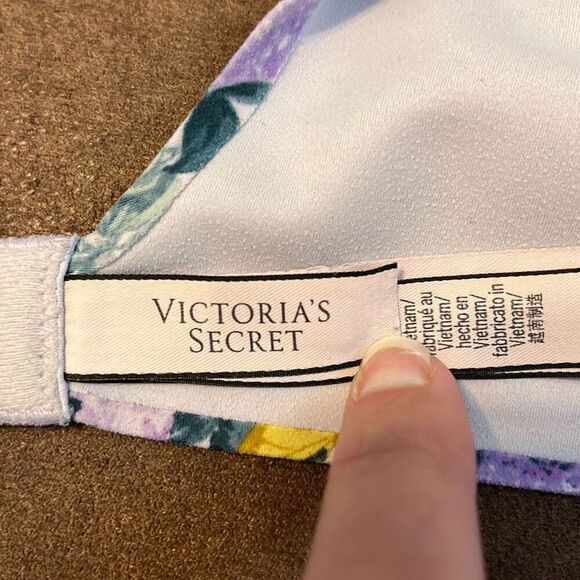 Victoria's Secret Women's Lined Demi Purple Floral Butterfly Bra Size 34C - Picture 6 of 7